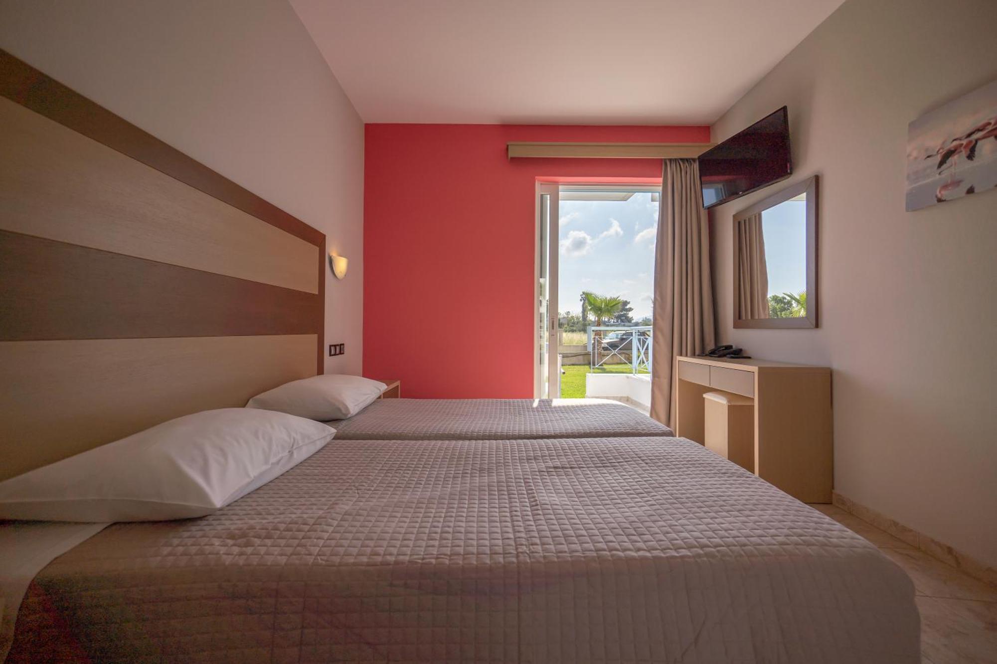 Akti Dimis Hotel Тігакі Екстер'єр фото